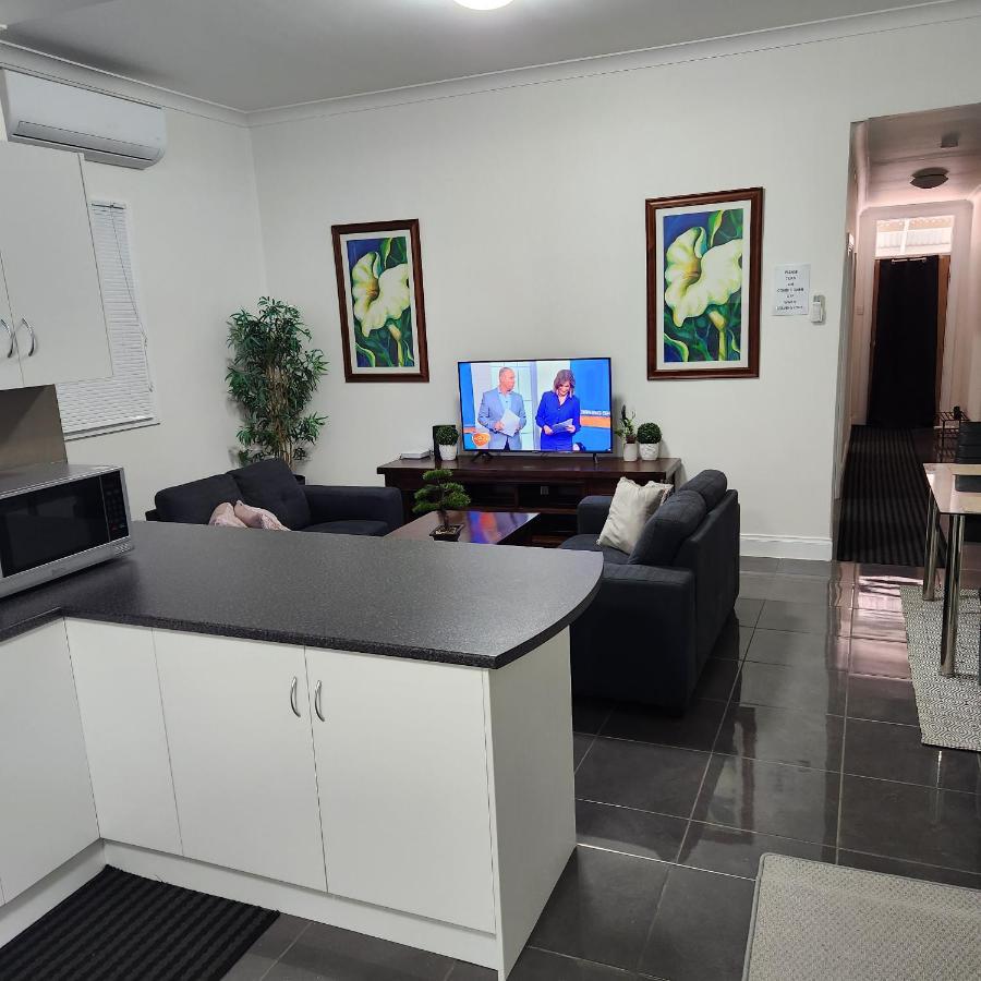 City Villa 39 Blende St Broken Hill Nsw 2880 Bagian luar foto